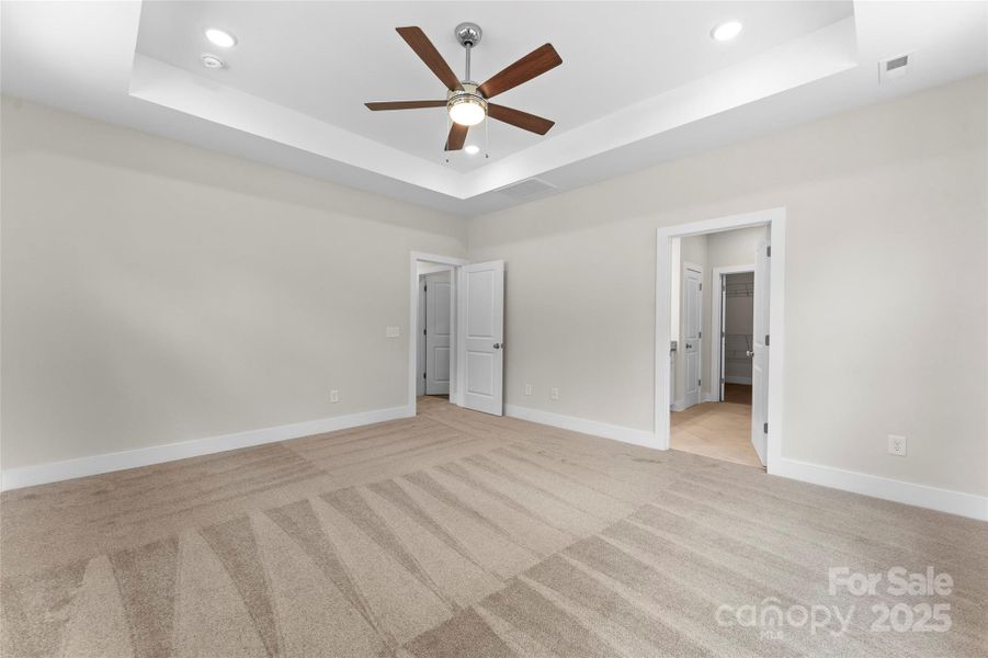Spacious, unfurnished interior of a new home in , Gastonia (Image 20).