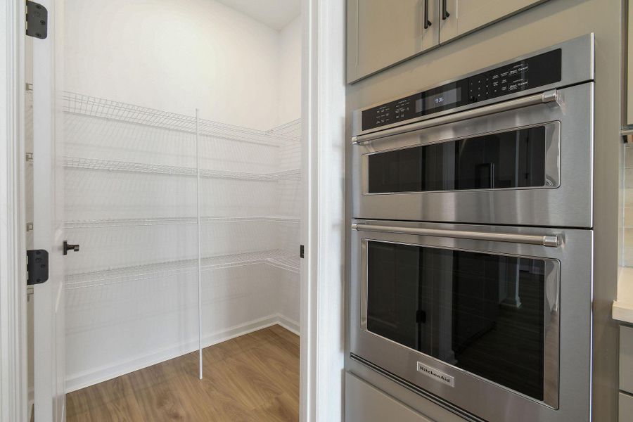 Furnished interior view inside a new home in Harbor Isle, Vero Beach (Image 4).