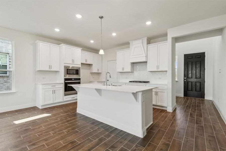Furnished interior view inside a new home in AnaCapri, Anna (Image 8). Furnished interior view inside a new home in AnaCapri, Anna (Image 8).