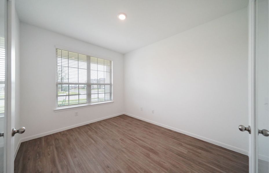 Secondary Bedroom Secondary Bedroom