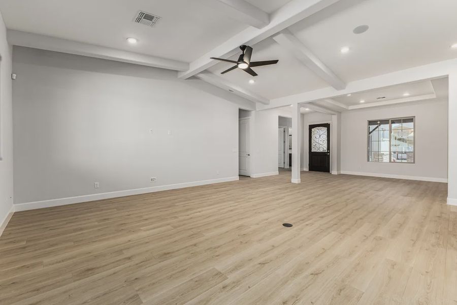 Spacious, unfurnished interior of a new home in Bellero Estates, Queen Creek (Image 15).