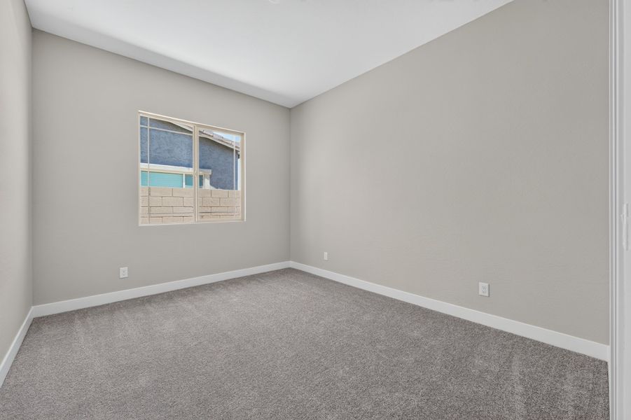 Spacious, unfurnished interior of a new home in Legado, Queen Creek (Image 20).