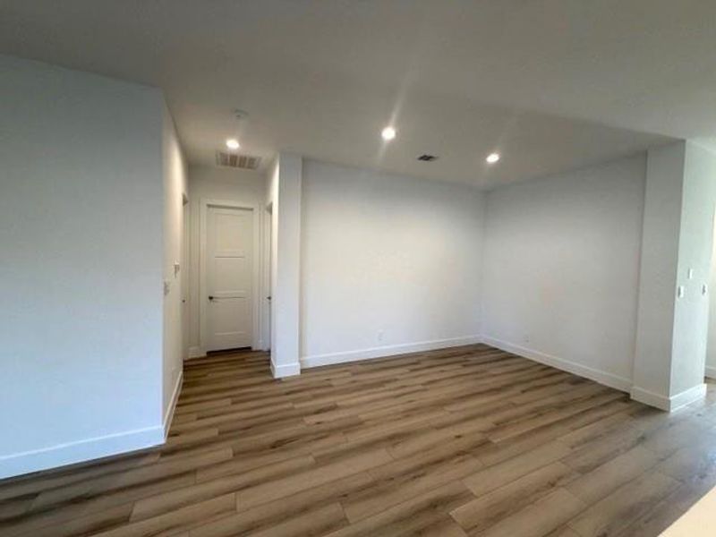 Spacious, unfurnished interior of a new home in Hills of Westlake, Conroe (Image 7). Spacious, unfurnished interior of a new home in Hills of Westlake, Conroe (Image 7).