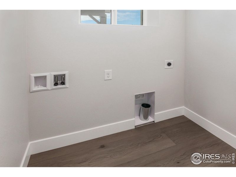 Spacious, unfurnished interior of a new home in Wilson Commons, Loveland (Image 32).