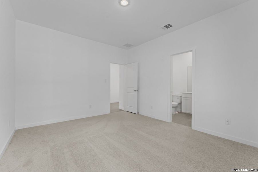 Spacious, unfurnished interior of a new home in Grace Gardens, San Antonio (Image 32). Spacious, unfurnished interior of a new home in Grace Gardens, San Antonio (Image 32).
