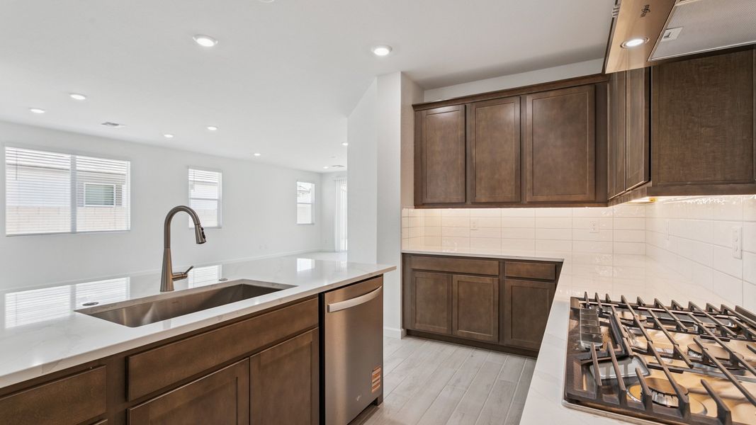Furnished interior view inside a new home in Aloravita, Peoria (Image 5).