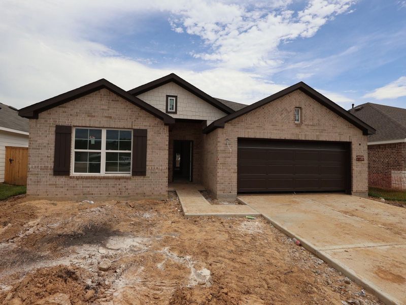 Image 19 of a home in Pinewood at Grand Texas. Image 19 of a home in Pinewood at Grand Texas.