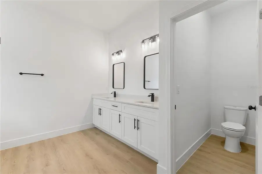 Furnished interior view inside a new home in , Ocala (Image 4).