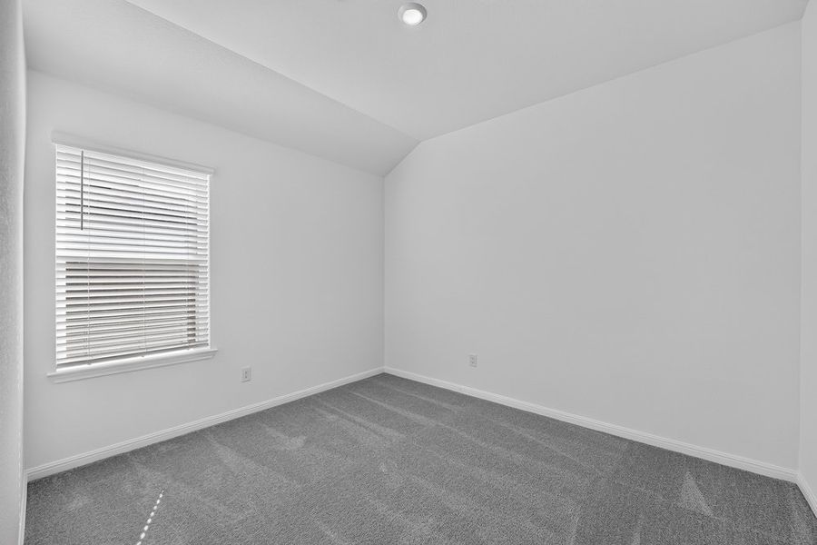 Spacious, unfurnished interior of a new home in Emory Crossing, Hutto (Image 22).