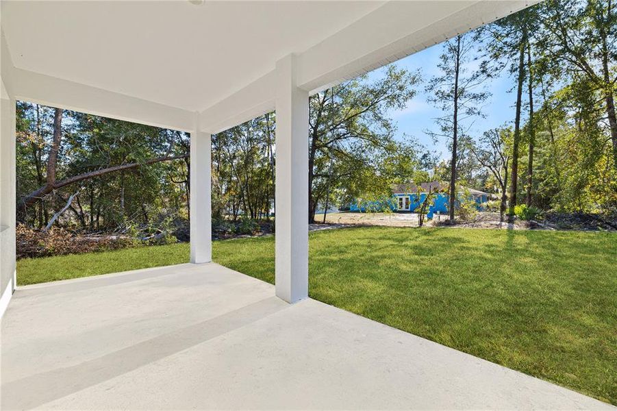 Exterior details and patio area of a home in , Ocala (Image 3).