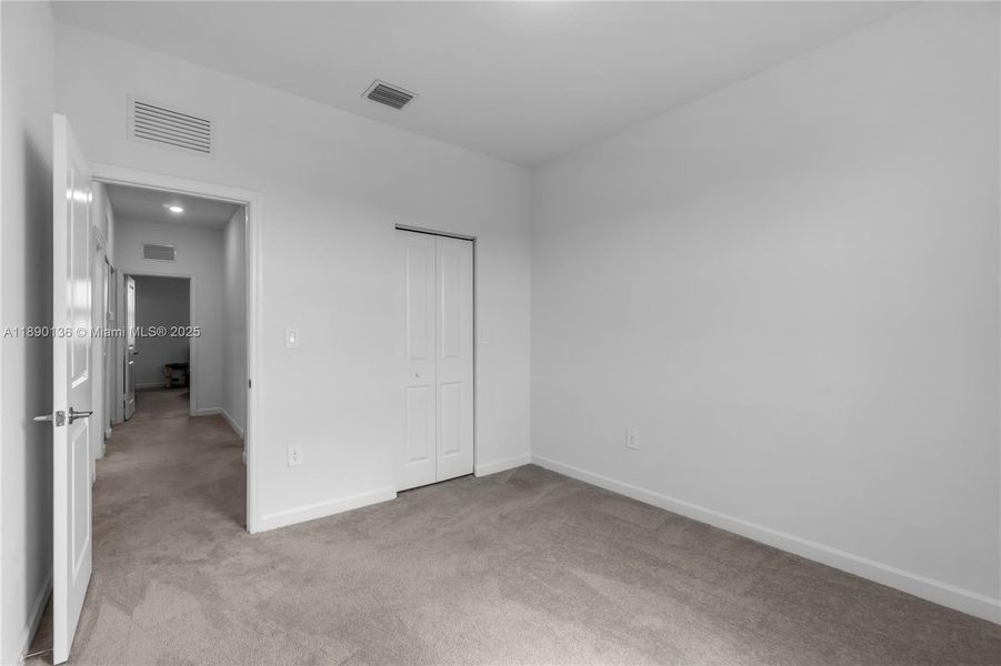 Spacious, unfurnished interior of a new home in , Homestead (Image 16).