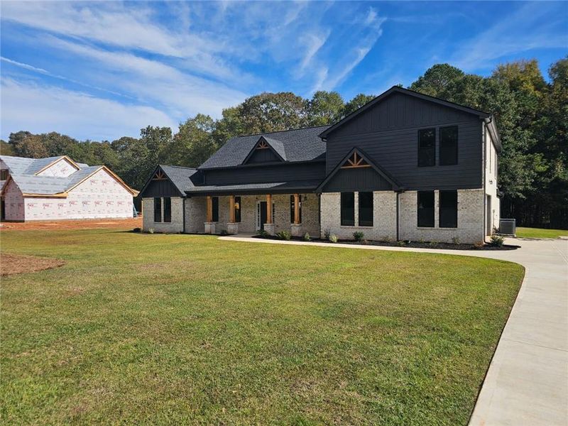 Image 38 of a home in .