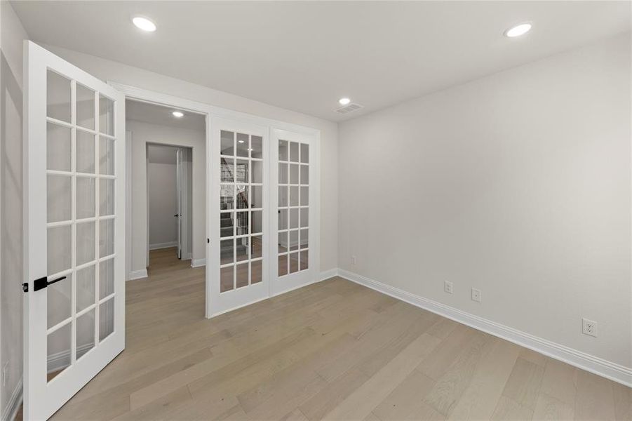 Spacious, unfurnished interior of a new home in Hillside Village, Celina (Image 16).