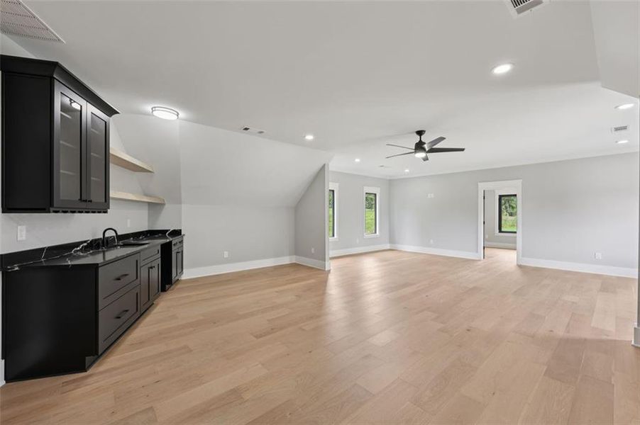 Spacious, unfurnished interior of a new home in , Braselton (Image 24). Spacious, unfurnished interior of a new home in , Braselton (Image 24).