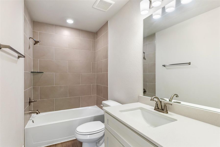 Furnished interior view inside a new home in Grand Oaks Reserve, Cleveland (Image 11).