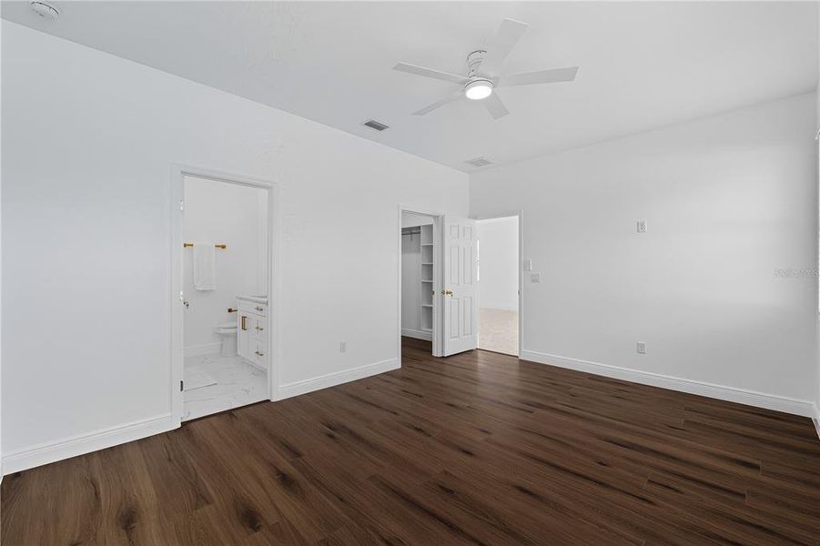 Spacious, unfurnished interior of a new home in , Tampa (Image 33).