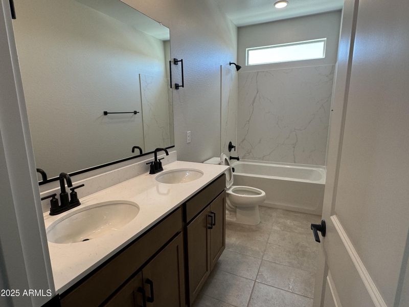 WP18 Lot 63 Bath2