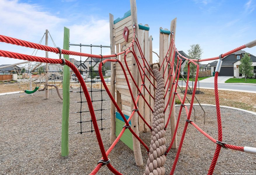 Community amenities in Alsatian Oaks, Castroville (Image 16).