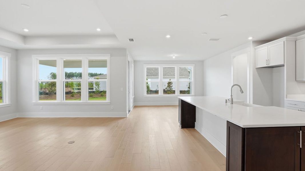Spacious, unfurnished interior of a new home in Sun City Hilton Head, Bluffton (Image 21).
