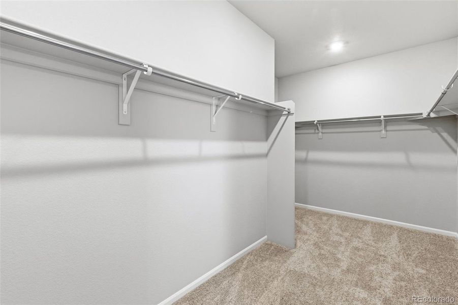 Spacious, unfurnished interior of a new home in Talon Pointe, Thornton (Image 23).