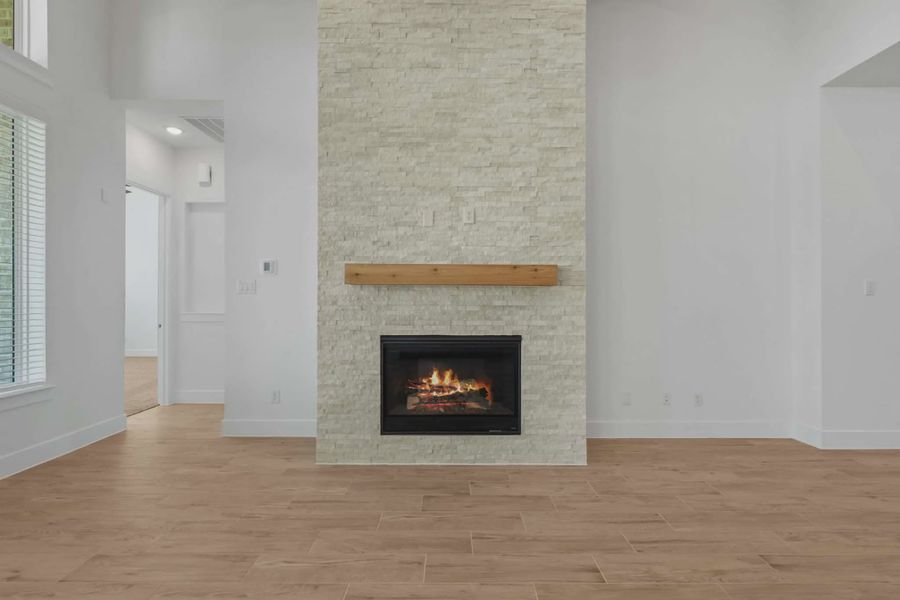 Representative interior finishes for a home built from the Rivercrest by Chesmar Homes in Fulshear Lakes, Fulshear (Image 23).