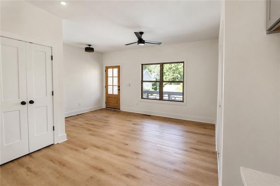 Spacious, unfurnished interior of a new home in , Gainesville (Image 20). Spacious, unfurnished interior of a new home in , Gainesville (Image 20).
