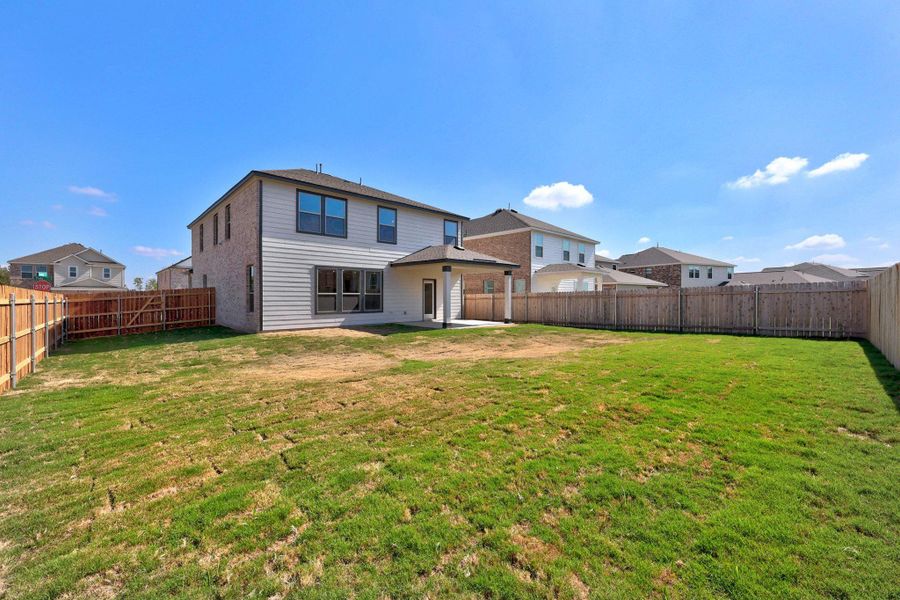 Exterior details and patio area of a home in Salerno - Heritage Collection, Round Rock (Image 18).