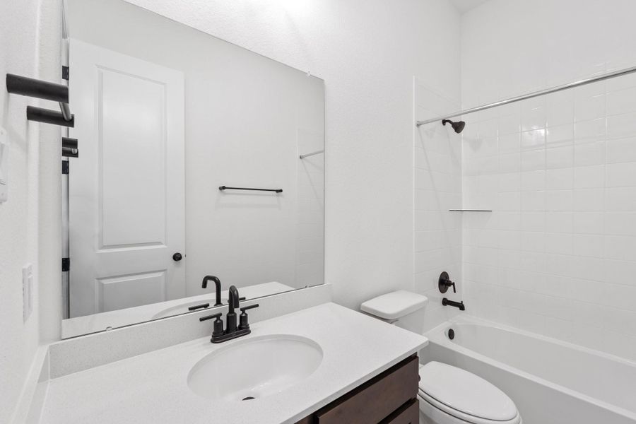 Note: Sample product photo. Actual exterior and interior selections may vary by homesite. Photo may be virtually staged Note: Sample product photo. Actual exterior and interior selections may vary by homesite. Photo may be virtually staged