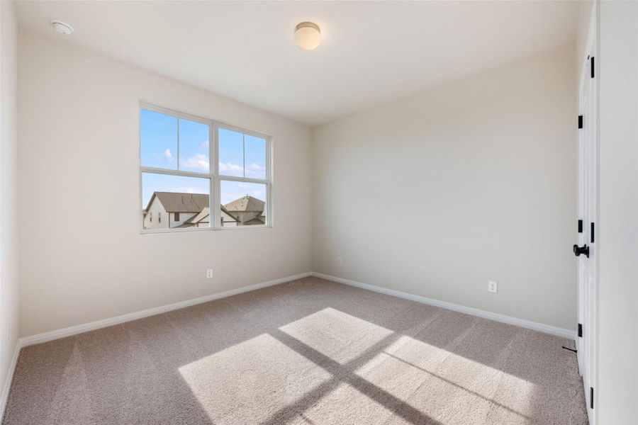 Representative images and renderings are for illustrative purposes. Actual structural options and design finishes of home may vary.