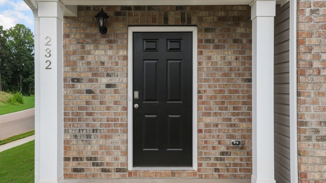 Exterior details and patio area of a home in Seneca Falls, Seneca (Image 3).