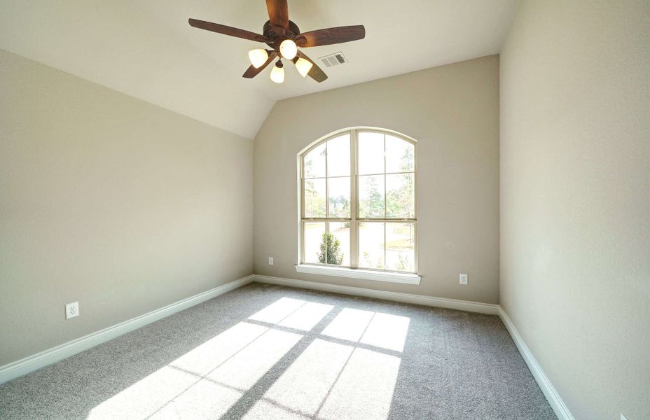 Representative unfurnished interior of a home built from the 3030 by Ravenna Homes in The Woodlands Hills 65′, Willis (Image 40). Representative unfurnished interior of a home built from the 3030 by Ravenna Homes in The Woodlands Hills 65′, Willis (Image 40).
