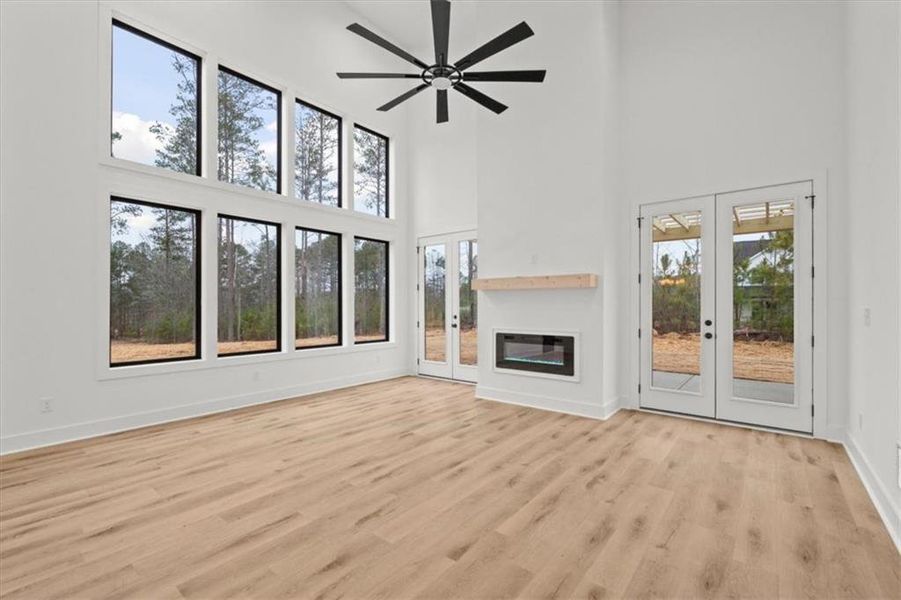 Spacious, unfurnished interior of a new home in , Waco (Image 42). Spacious, unfurnished interior of a new home in , Waco (Image 42).