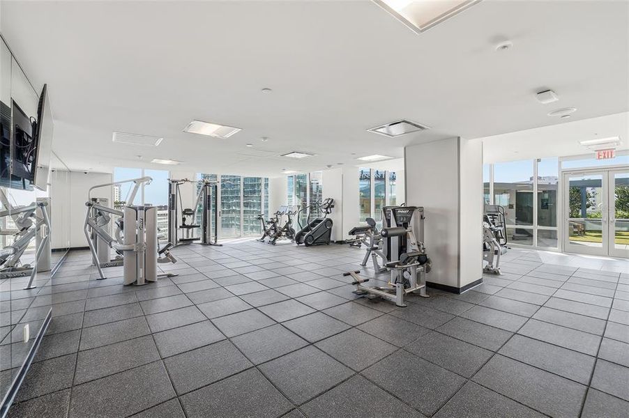 Community amenities in , St. Petersburg (Image 70).