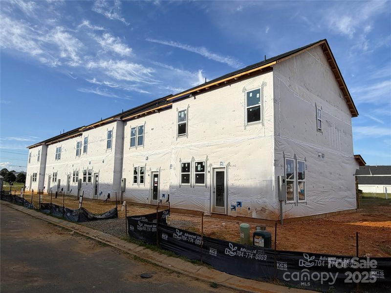 Image 6 of a home in The Crossing at Cramerton Mills.
