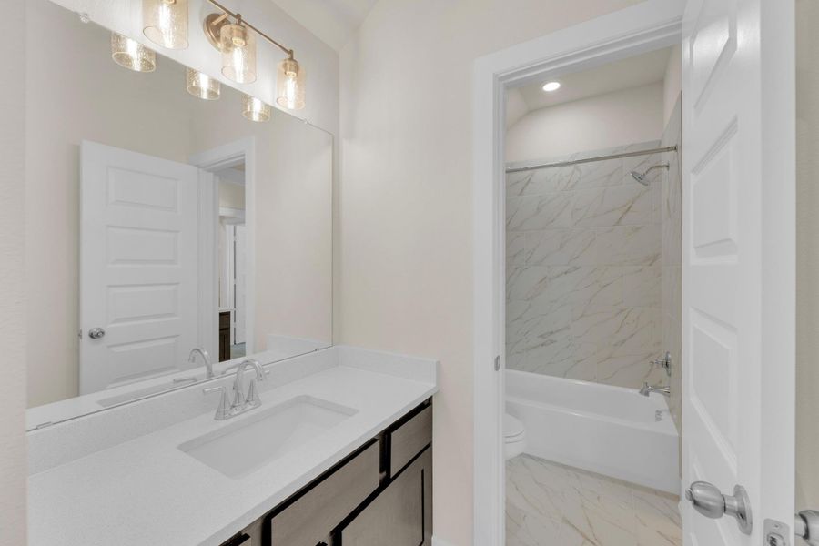 Representative image. Features, specifications, selections and colors may vary. Representative image. Features, specifications, selections and colors may vary.