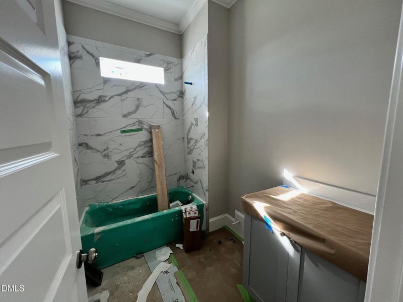 1st floor guest bath