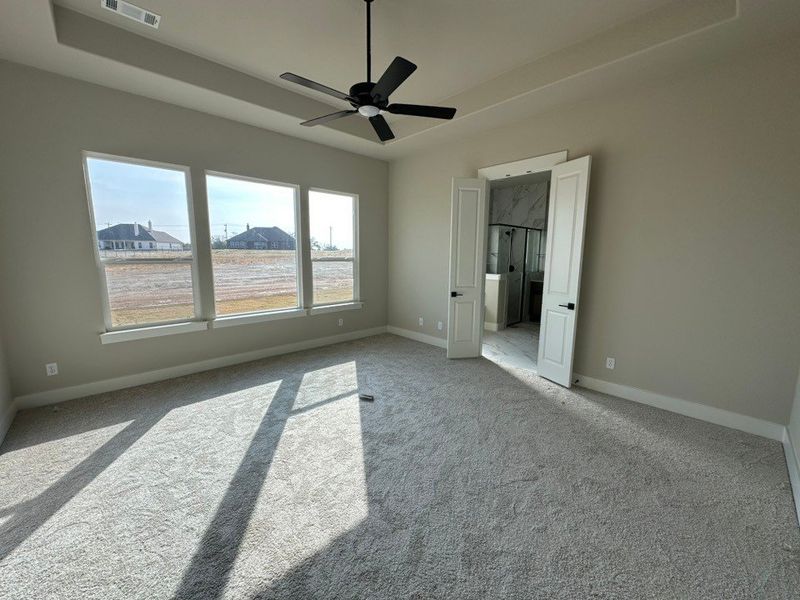 Spacious, unfurnished interior of a new home in Eagle Ridge Estates, Weatherford (Image 9). Spacious, unfurnished interior of a new home in Eagle Ridge Estates, Weatherford (Image 9).