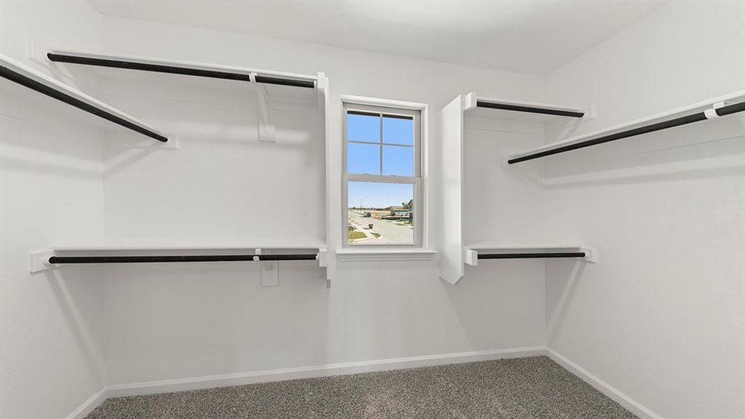 21. 2524 Yo Ranch - Closet 21. 2524 Yo Ranch - Closet