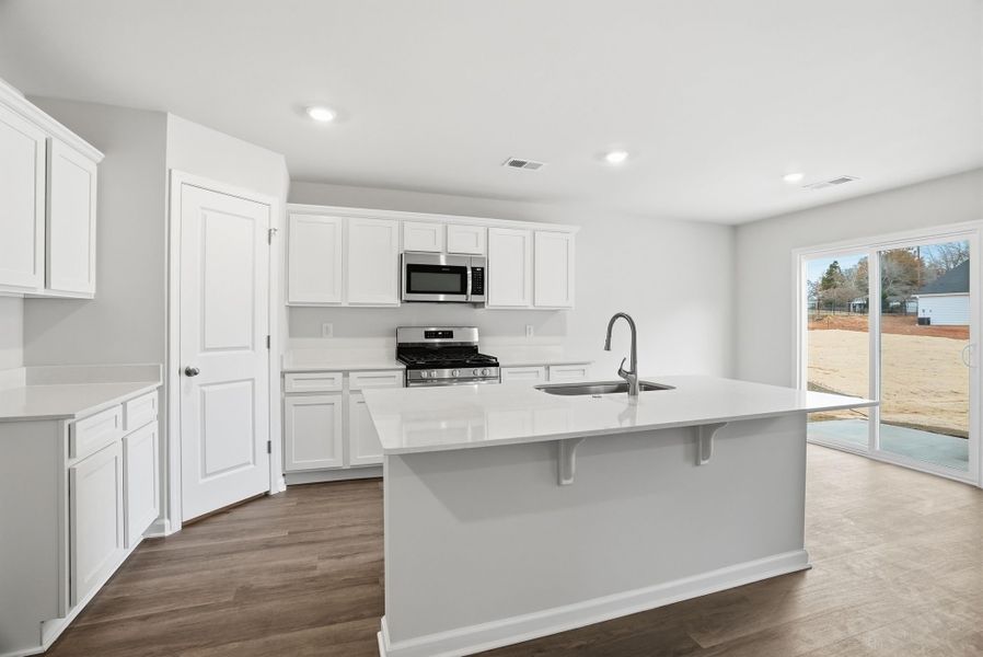 Representative furnished interior of a home built from the Beechwood by McGuinn Homes in South Welcome, Greenville (Image 8).