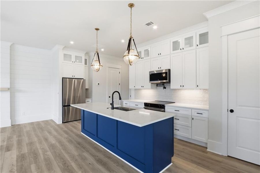 Furnished interior view inside a new home in , Braselton (Image 9).