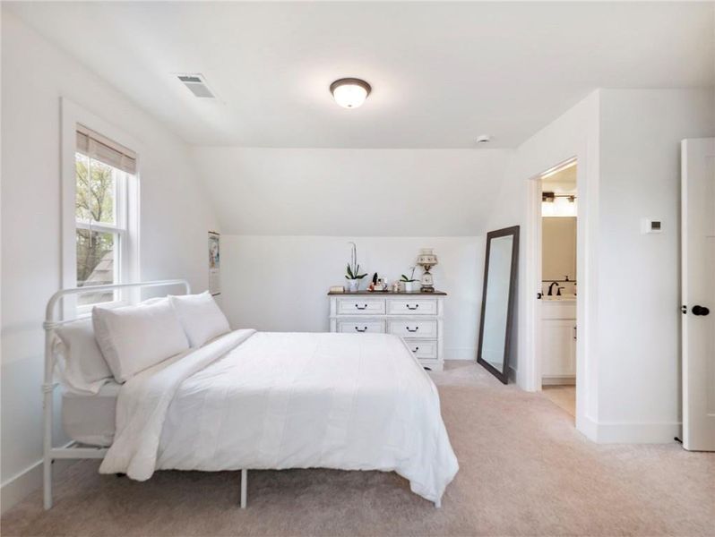 Furnished interior view inside a new home in , Gillsville (Image 18).