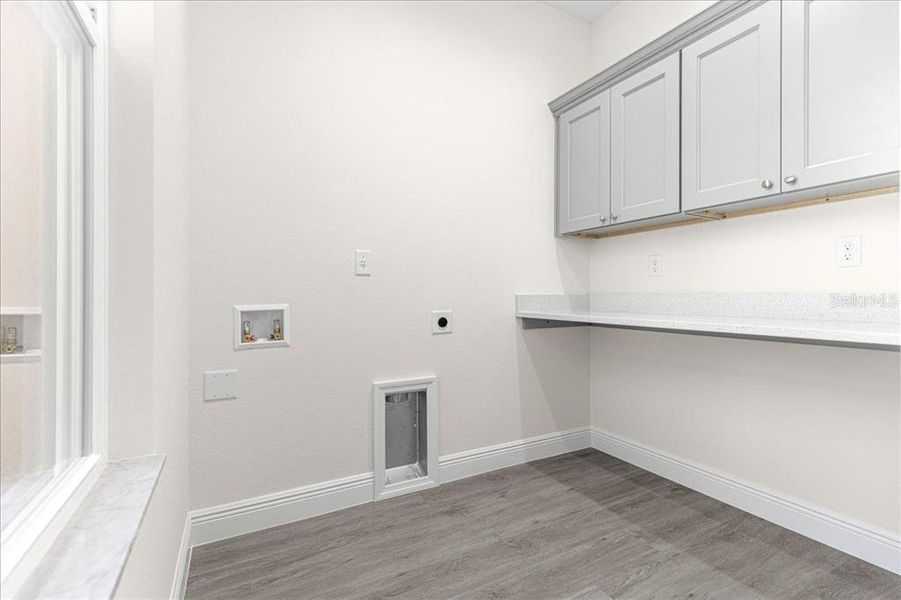 Spacious, unfurnished interior of a new home in , Dunnellon (Image 39).