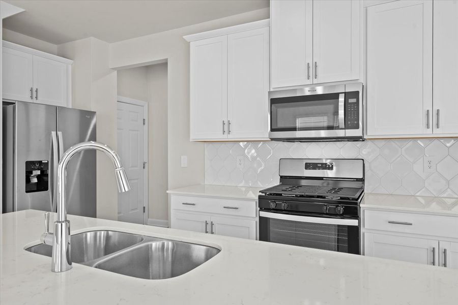 Close-up of interior finishes inside a home in Cedar Shoals – Heritage Collection, Piedmont (Image 11).