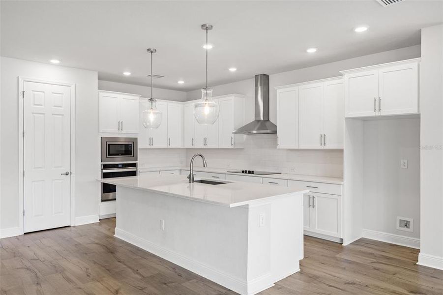 Furnished interior view inside a new home in Chapel Crossings, Wesley Chapel (Image 7). Furnished interior view inside a new home in Chapel Crossings, Wesley Chapel (Image 7).