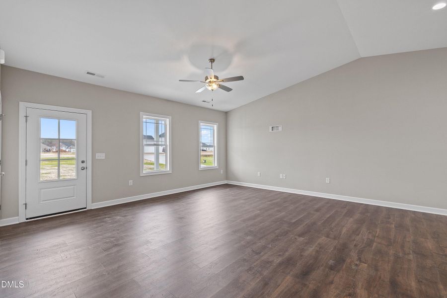 10-1117 Nor-Am Rd_3880