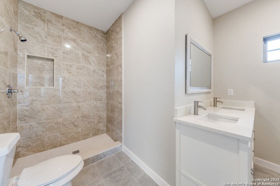 Furnished interior view inside a new home in , LaCoste (Image 7).