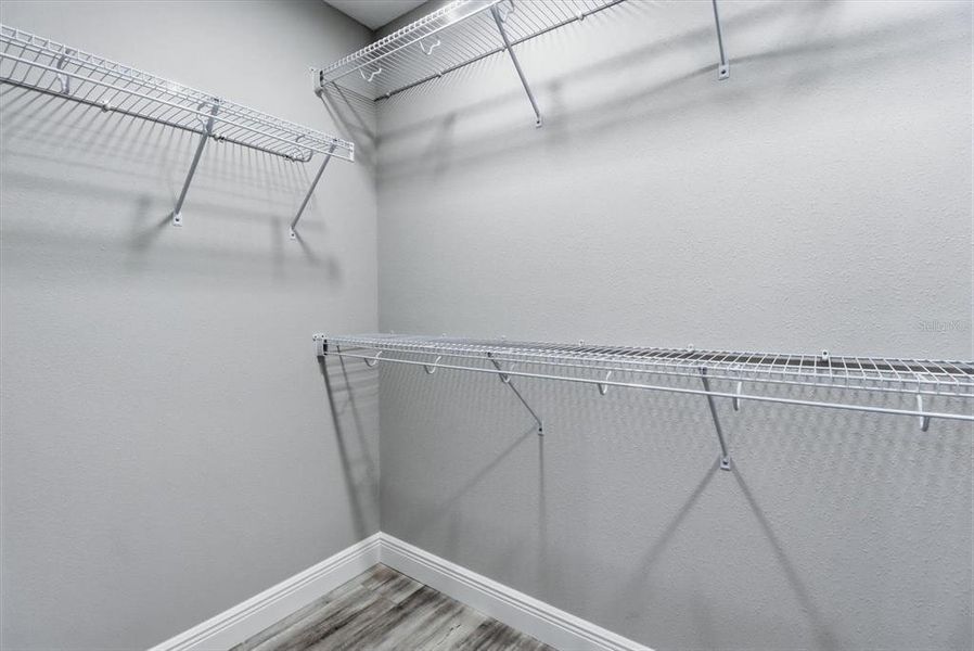 Spacious, unfurnished interior of a new home in , Citrus Springs (Image 22).