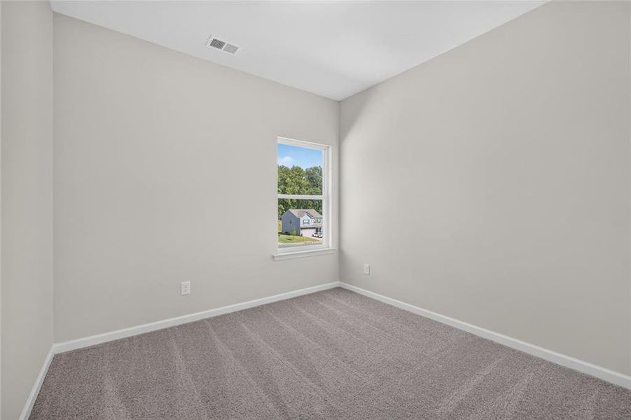 Spacious, unfurnished interior of a new home in North Haven, Rome (Image 30).