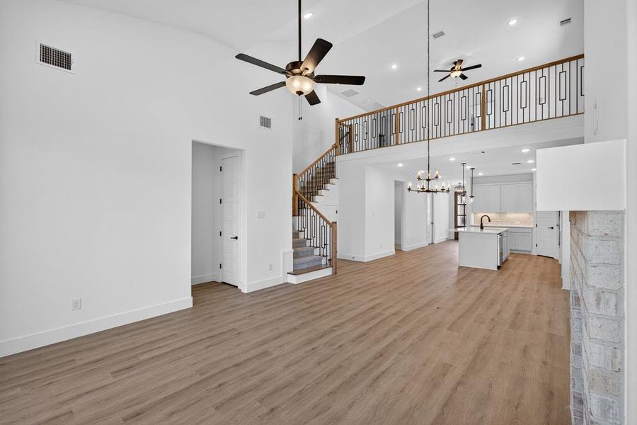 Spacious, unfurnished interior of a new home in Solterra, Mesquite (Image 18).
