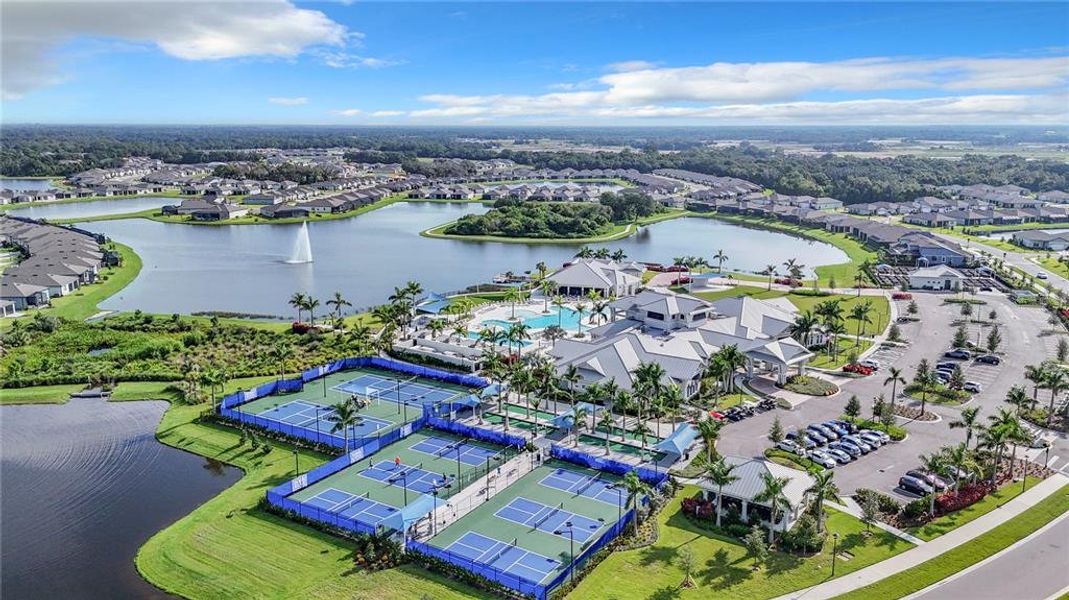 Image 39 of a home in Del Webb BayView.